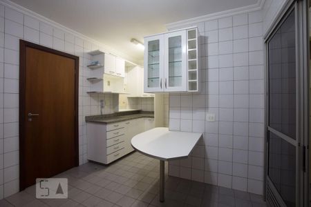 Apartamento para alugar com 120m², 3 quartos e 2 vagasCozinha