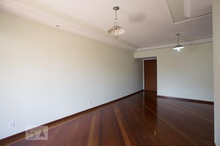 Sala de apartamento para alugar com 3 quartos, 120m² em Centro, Ribeirão Preto