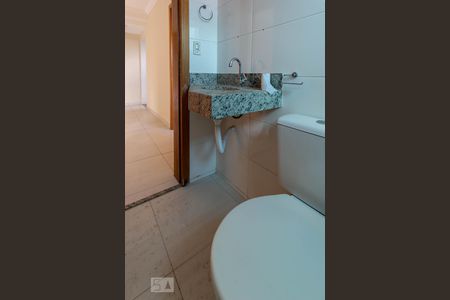 Apartamento à venda com 130m², 2 quartos e 2 vagas Apartamento à venda com 130m², 2 quartos e 2 vagasBanheiro