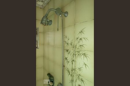 Apartamento à venda com 138m², 3 quartos e 2 vagas Apartamento à venda com 138m², 3 quartos e 2 vagasDetalhe Banheiro Suite