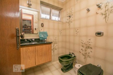 Apartamento à venda com 138m², 3 quartos e 2 vagas Apartamento à venda com 138m², 3 quartos e 2 vagasBanheiro