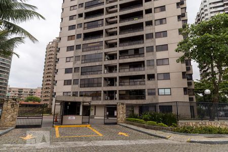 Apartamento à venda com 155m², 3 quartos e 2 vagas Apartamento à venda com 155m², 3 quartos e 2 vagasFachada do Condomínio