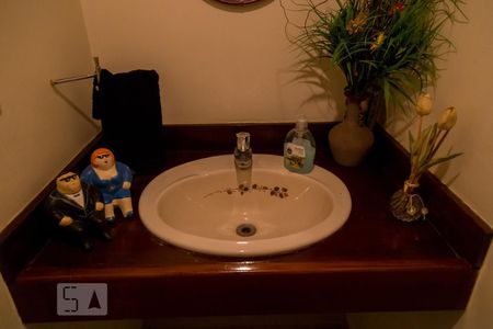 Apartamento à venda com 155m², 3 quartos e 2 vagas Apartamento à venda com 155m², 3 quartos e 2 vagasBanheiro 2