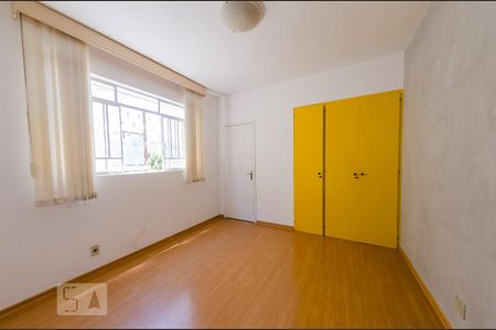Apartamento para alugar com 110m², 3 quartos e 1 vaga Apartamento para alugar com 110m², 3 quartos e 1 vagaQuarto 2