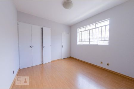 Quarto 1 de apartamento para alugar com 3 quartos, 110m² em Salgado Filho, Belo Horizonte