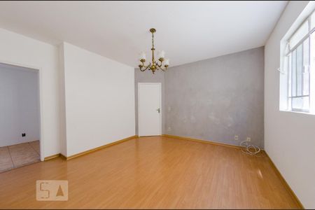 Sala de apartamento para alugar com 3 quartos, 110m² em Salgado Filho, Belo Horizonte