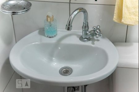 Casa à venda com 125m², 3 quartos e 2 vagasBanheiro da Área de Serviço