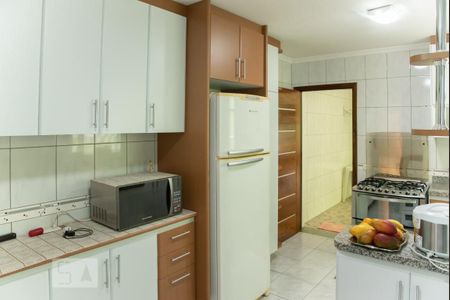 Casa à venda com 125m², 3 quartos e 2 vagasCozinha