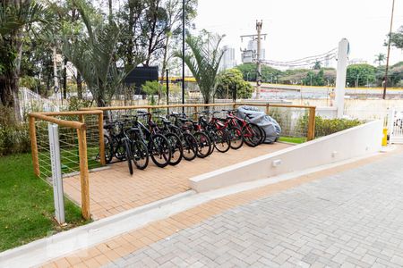 Apartamento à venda com 28m², 1 quarto e sem vagaÁrea comum - Bicletário