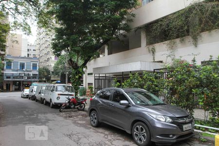 Apartamento à venda com 99m², 4 quartos e 1 vagaVista da Rua