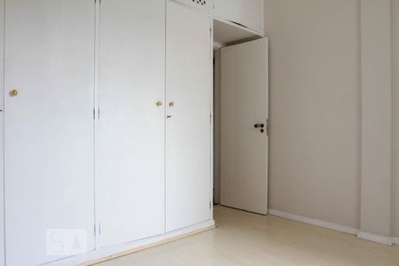 Quarto 1 de apartamento à venda com 4 quartos, 99m² em Jardim Botânico, Rio de Janeiro