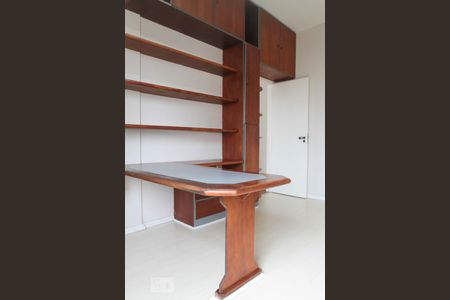 Apartamento à venda com 99m², 4 quartos e 1 vagaQuarto 2