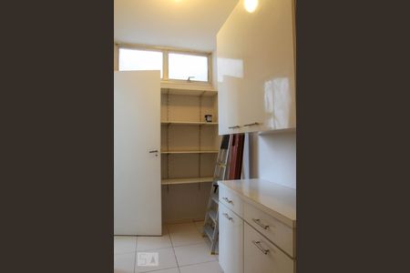 Apartamento à venda com 99m², 4 quartos e 1 vagaQuarto de Serviço