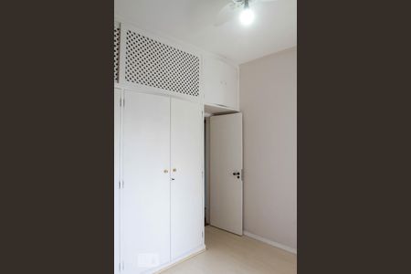 Quarto 1 de apartamento à venda com 4 quartos, 99m² em Jardim Botânico, Rio de Janeiro