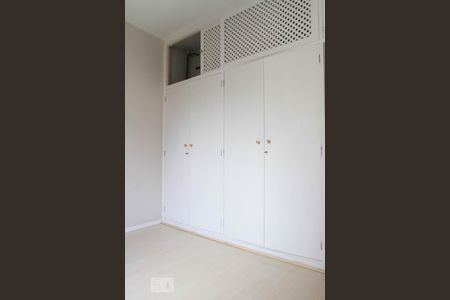Quarto 1 de apartamento à venda com 4 quartos, 99m² em Jardim Botânico, Rio de Janeiro