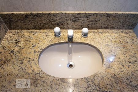 Apartamento à venda com 99m², 4 quartos e 1 vagaBanheiro Social