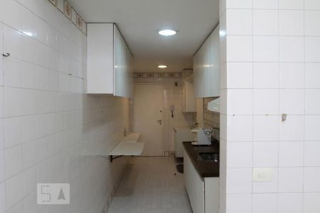 Apartamento à venda com 99m², 4 quartos e 1 vagaCozinha