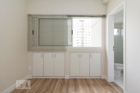Apartamento à venda com 56m², 2 quartos e 1 vaga Apartamento à venda com 56m², 2 quartos e 1 vagaQuarto Suíte - Armários