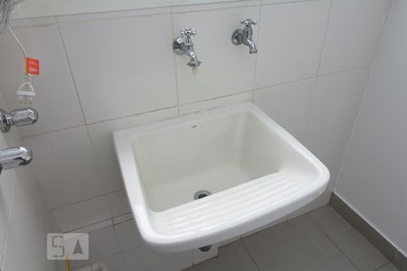 Apartamento à venda com 56m², 2 quartos e 1 vaga Apartamento à venda com 56m², 2 quartos e 1 vagaDetalhe Área de Serviço