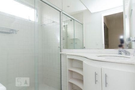 Apartamento à venda com 56m², 2 quartos e 1 vaga Apartamento à venda com 56m², 2 quartos e 1 vagaBanheiro Suíte
