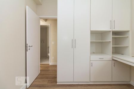 Apartamento à venda com 56m², 2 quartos e 1 vaga Apartamento à venda com 56m², 2 quartos e 1 vagaQuarto 2 - Armários