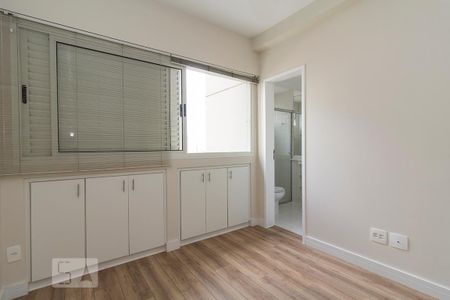 Apartamento à venda com 56m², 2 quartos e 1 vaga Apartamento à venda com 56m², 2 quartos e 1 vagaQuarto Suíte - Armários