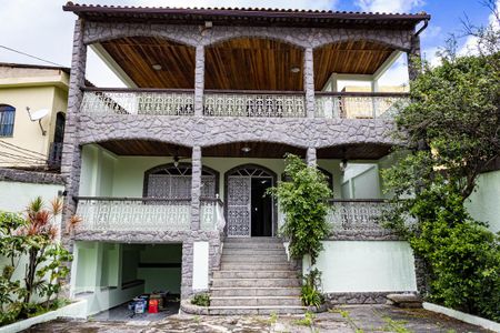 Fachada de casa à venda com 5 quartos, 473m² em Campo Grande, Rio de Janeiro