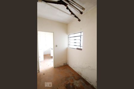 Casa à venda com 250m², 3 quartos e 1 vaga Casa à venda com 250m², 3 quartos e 1 vagaEdícula