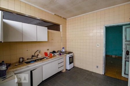 Casa à venda com 250m², 3 quartos e 1 vaga Casa à venda com 250m², 3 quartos e 1 vagaCozinha