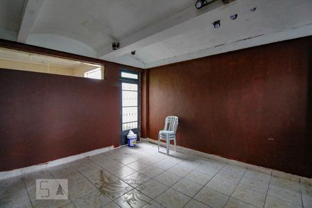 Casa à venda com 250m², 3 quartos e 1 vaga Casa à venda com 250m², 3 quartos e 1 vagaSalão