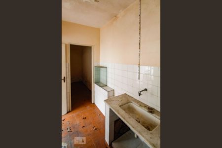 Casa à venda com 250m², 3 quartos e 1 vaga Casa à venda com 250m², 3 quartos e 1 vagaEdícula