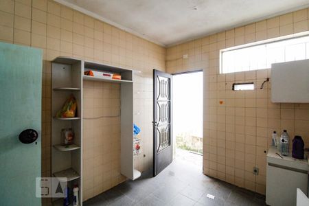 Casa à venda com 250m², 3 quartos e 1 vaga Casa à venda com 250m², 3 quartos e 1 vagaCozinha