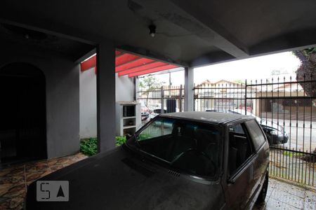 Casa à venda com 250m², 3 quartos e 1 vaga Casa à venda com 250m², 3 quartos e 1 vagaGaragem