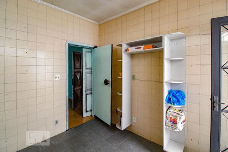 Casa à venda com 250m², 3 quartos e 1 vaga Casa à venda com 250m², 3 quartos e 1 vagaCozinha