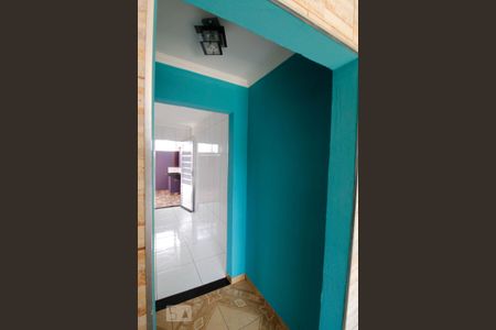 Corredor de casa para alugar com 1 quarto, 50m² em Jardim Bela Vista, Guarulhos