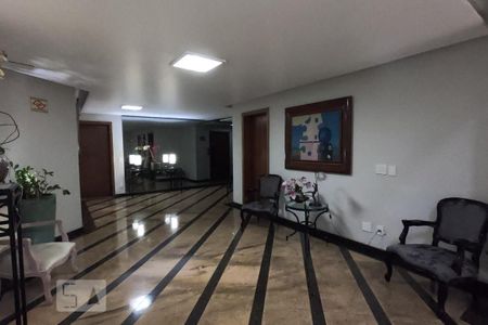 Apartamento à venda com 220m², 3 quartos e 4 vagasHall Social