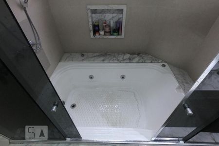 Apartamento à venda com 220m², 3 quartos e 4 vagasBanheiro da Suíte 3