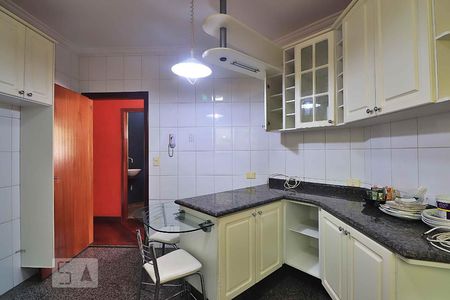 Apartamento à venda com 150m², 3 quartos e 3 vagasCozinha