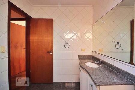 Apartamento à venda com 150m², 3 quartos e 3 vagasBanheiro Social