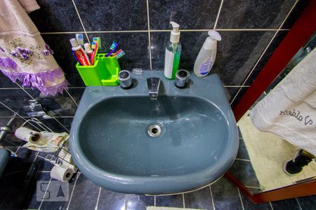 Casa à venda com 116m², 3 quartos e 2 vagas Casa à venda com 116m², 3 quartos e 2 vagasBanheiro do quarto 1