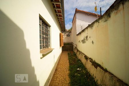 Casa à venda com 190m², 2 quartos e 3 vagasQuintal