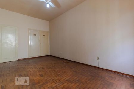 Casa à venda com 190m², 2 quartos e 3 vagasQuarto 01