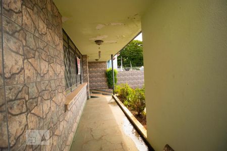 Casa à venda com 190m², 2 quartos e 3 vagasvaranda