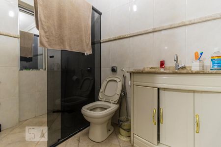 Banheiro da Suíte 1 de apartamento à venda com 3 quartos, 180m² em Santa Efigênia, São Paulo