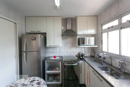 Apartamento à venda com 112m², 3 quartos e 2 vagasCozinha