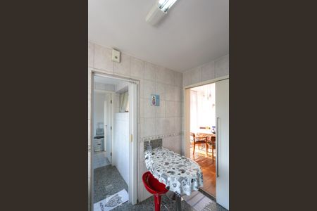 Apartamento à venda com 112m², 3 quartos e 2 vagasCozinha
