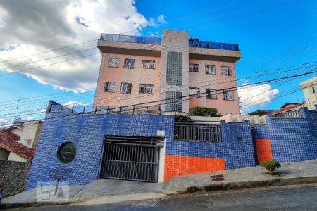 Apartamento à venda com 112m², 3 quartos e 2 vagasFachada