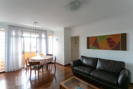 Sala de apartamento à venda com 3 quartos, 112m² em Renascença, Belo Horizonte