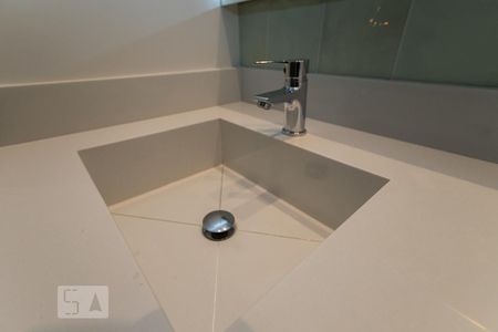 Apartamento à venda com 69m², 1 quarto e 2 vagasBanheiro Social