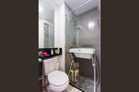 Apartamento à venda com 61m², 2 quartos e 1 vaga Apartamento à venda com 61m², 2 quartos e 1 vagaBanheiro